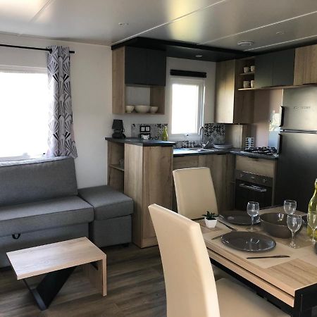 Camping Les Sables Du Midi Hotel Valras-Plage Bagian luar foto