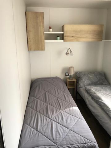 Camping Les Sables Du Midi Hotel Valras-Plage Bagian luar foto